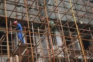 INS: Autorizaţiile de construire pentru locuinţe au scăzut cu 24,4% în septembrie 2026 faţă de august